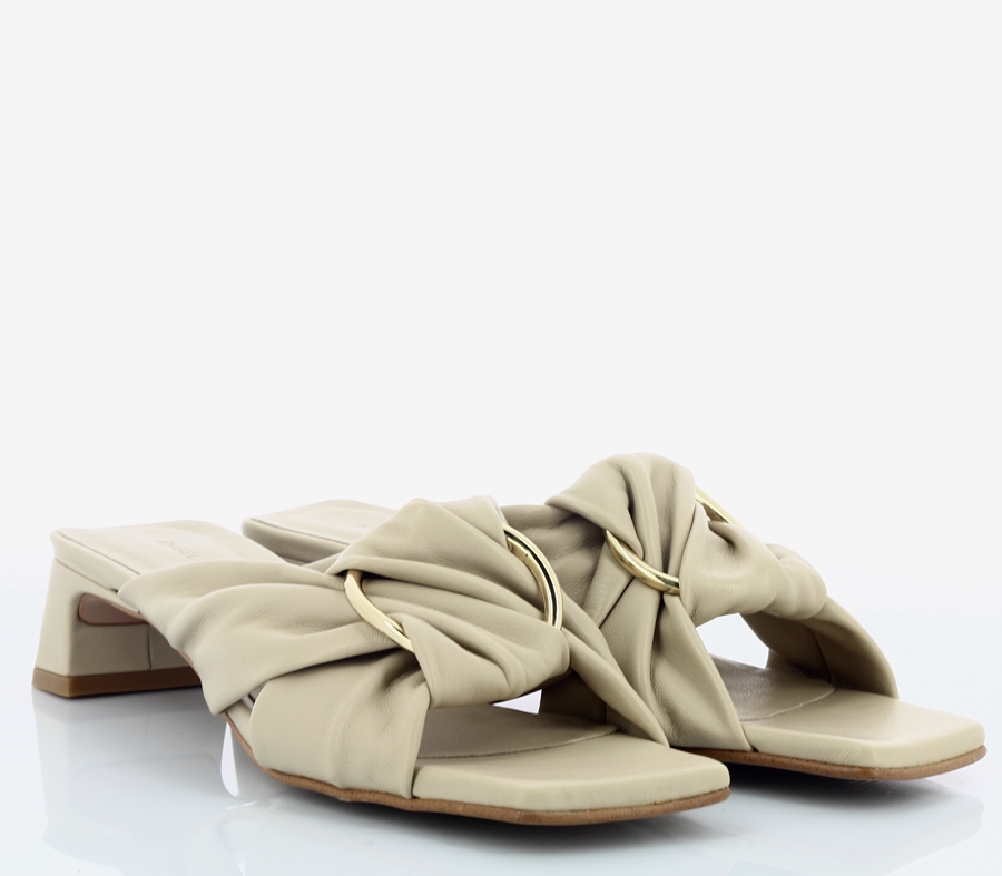 ANGEL ALARCON|CAMILA 26030