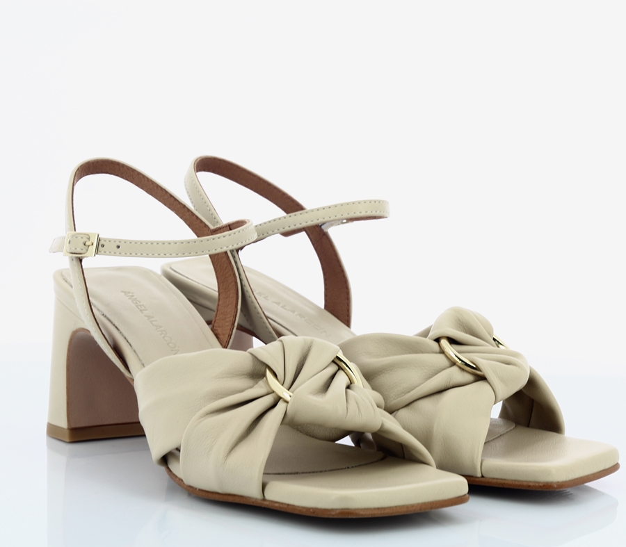 ANGEL ALARCON|LARINA 26034